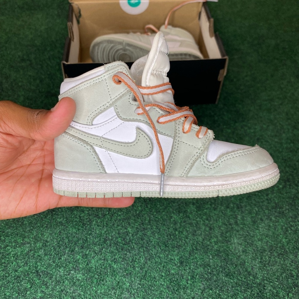 Air Jordan 1 high